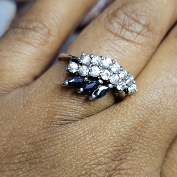 Sapphire & Cz Silver Size 7 Ring - Picture 8 of 10